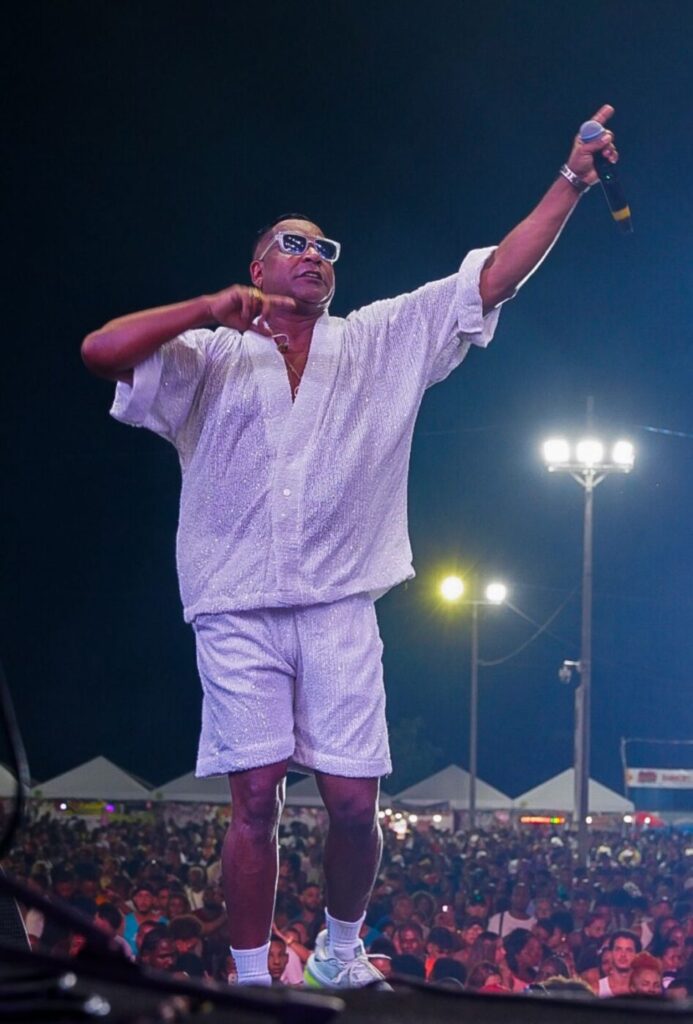 IMG-20260321-WA0017-693x1024 Renatinho da Bahia reúne multidão