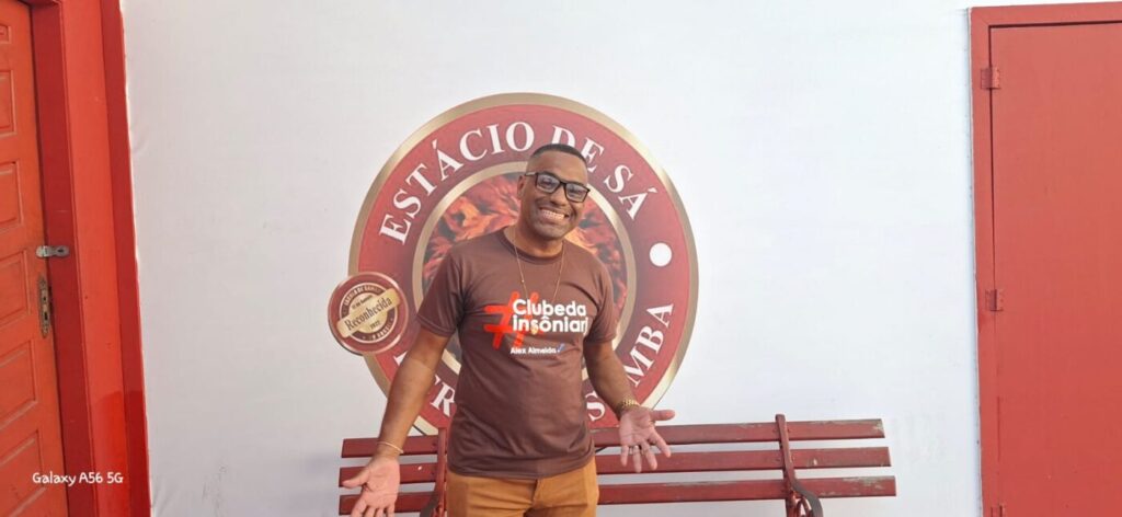 WhatsApp-Image-2026-03-22-at-16.54.40-1-1024x472 Duas potências do Carnaval celebram a vida: Luiz Galo Monsores e Marcel Balassiano reúnem o mundo do samba em noite memorável