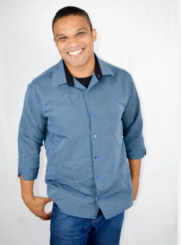 WhatsApp-Image-2026-03-26-at-18.05.04-754x1024 Famosos e influenciadores são cotados para disputar as eleições de 2026