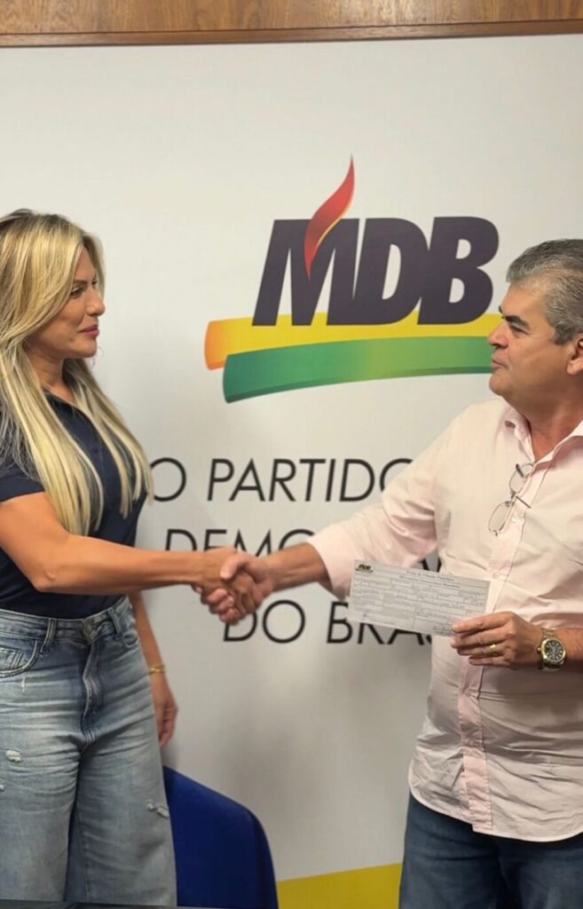 WhatsApp-Image-2026-03-31-at-15.48.20-657x1024 Yara Vellasco é anunciada pelo MDB como pré-candidata