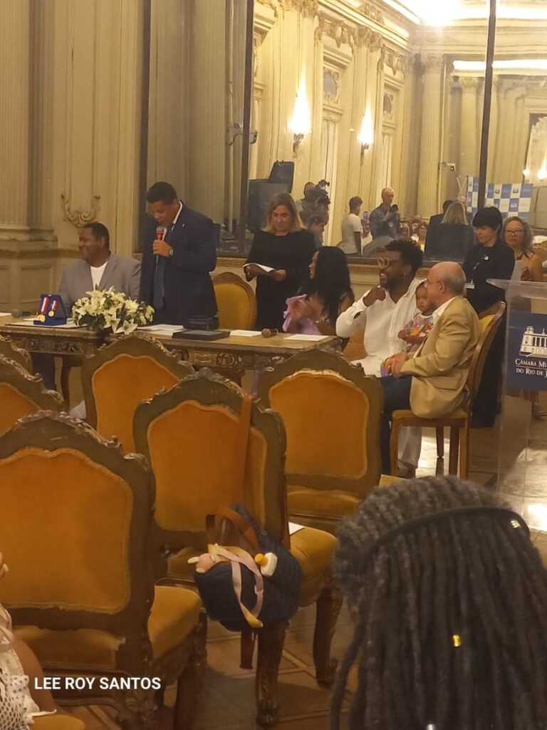 WhatsApp-Image-2026-04-29-at-19.02.16-2-768x1024 Medalha Pedro Ernesto Para o SAMBA - CASARÃO DO FIRMINO