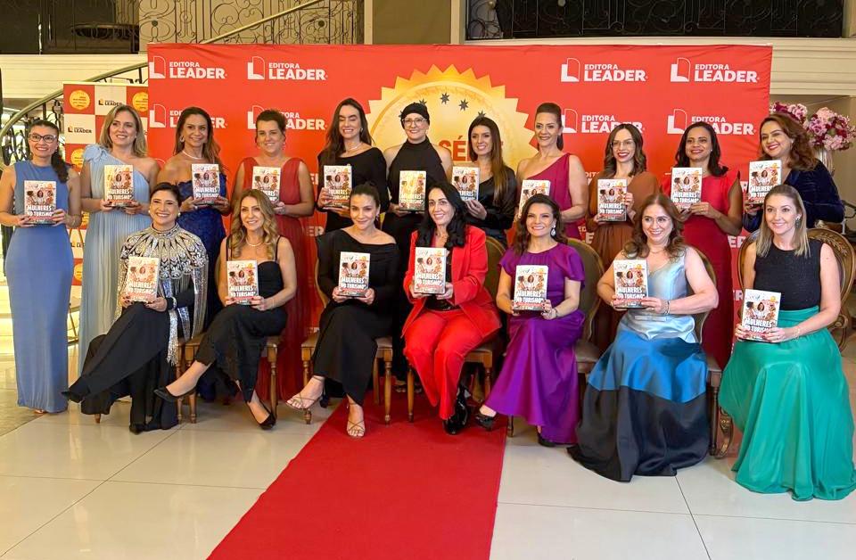 WhatsApp-Image-2026-07-24-at-06.54.10-3 Público recorde consagra lançamento da Editora Leader com "Mulheres no Turismo" e confirma a força da literatura impressaEm noite de casa cheia, Livraria Líder reúne cerca de 400 pessoas para celebrar a liderança feminina no turismo brasileiro