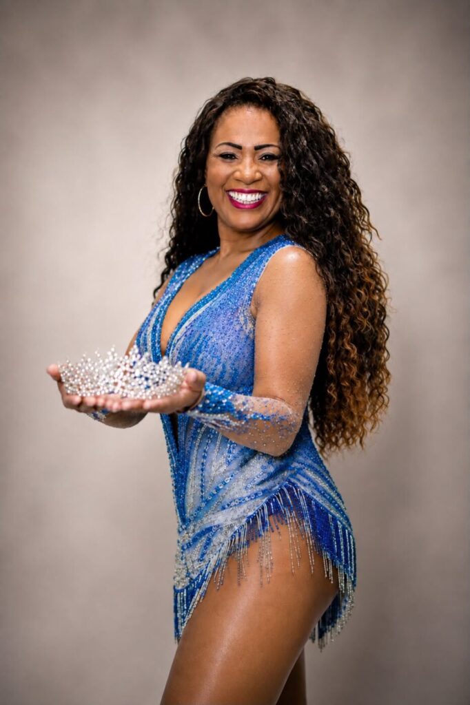 WhatsApp-Image-2026-08-10-at-1-9.18.40-682x1024 Priscyla Vidal segue como Rainha do GRESTradição para o Carnaval 2027